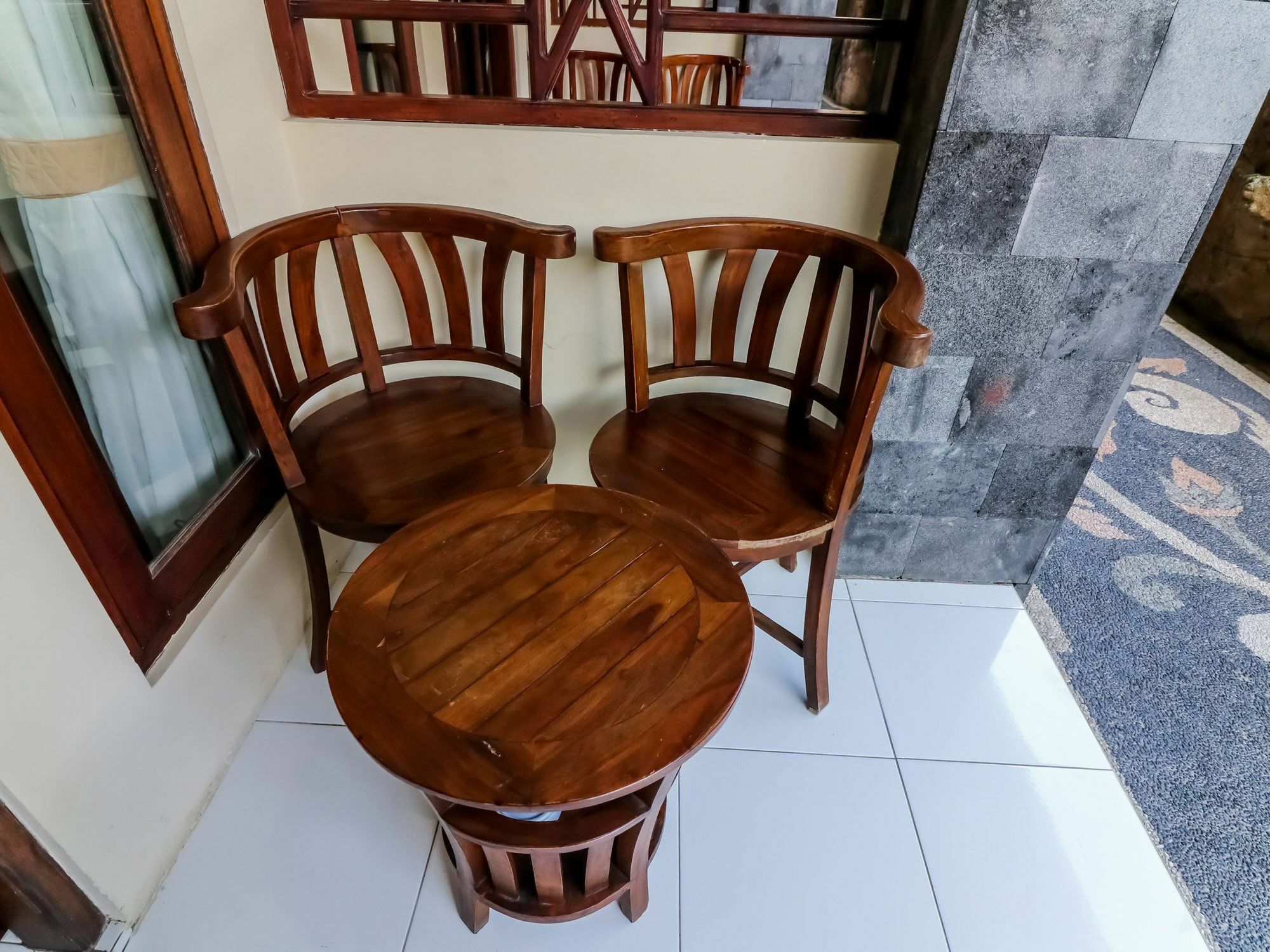 Hotel Nida Kubu Anyar 27 Legian 2*
